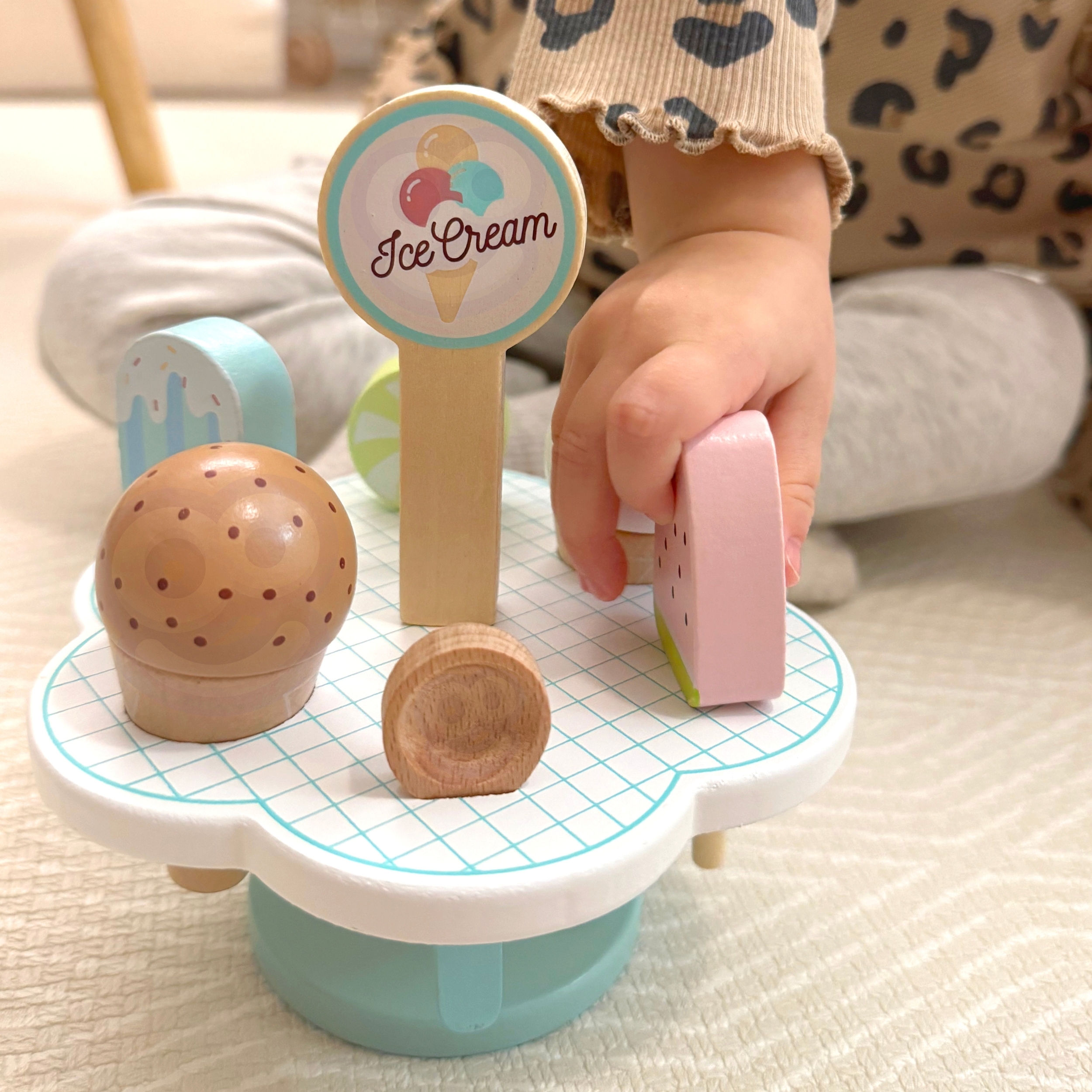 Kvaliteetne jäätisekomplekt lastele