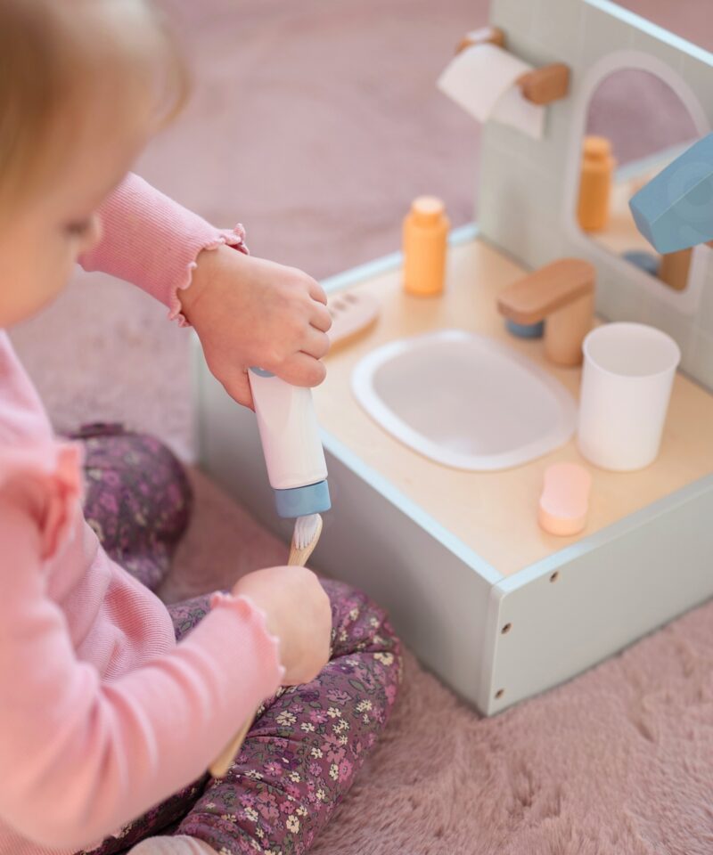 Kompaktne ja kaasaskantav vannitoakomplekt