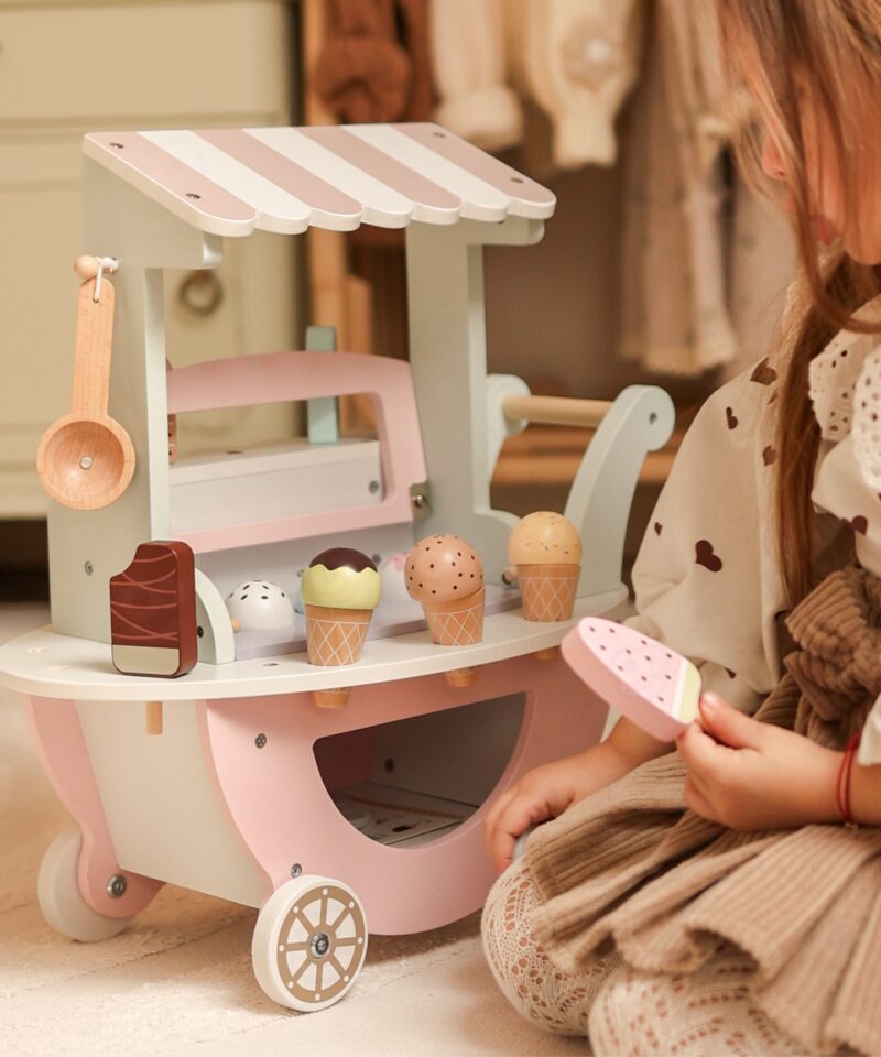 Jäätisekäru koos 27 elemendiga