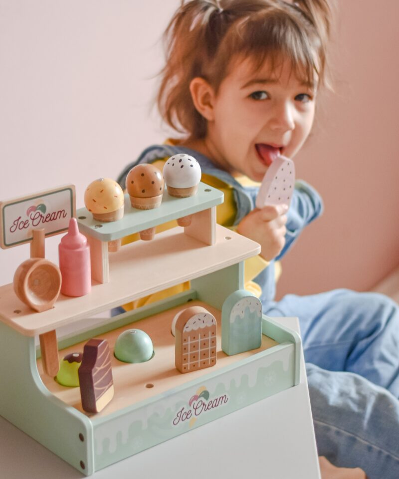 Mänguasi väikestele kondiitritele