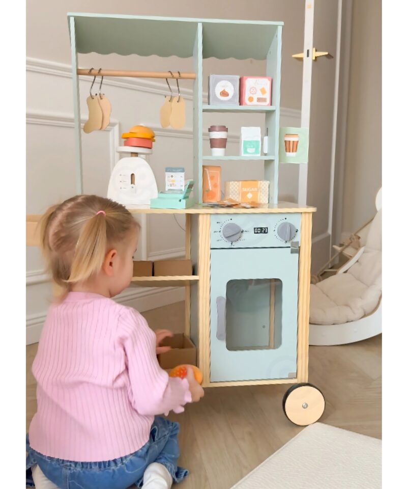 Arendab sotsiaalseid oskusi ja loovust