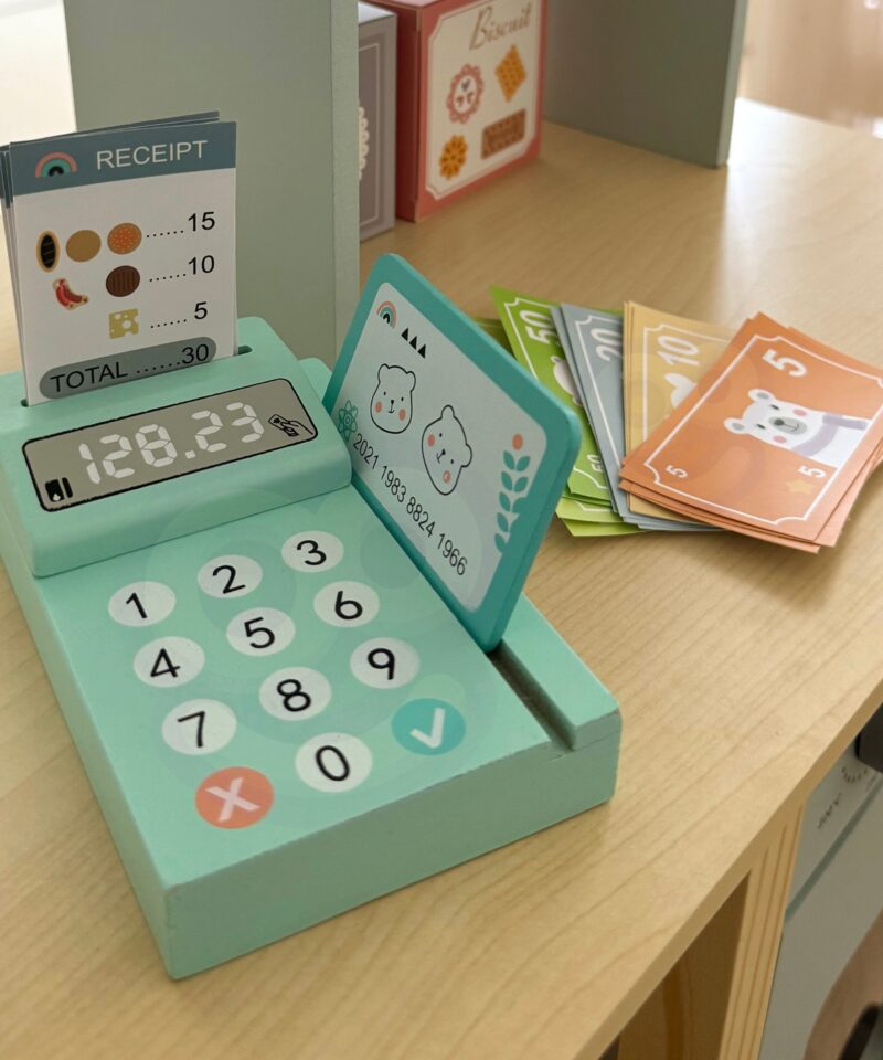 Arendab sotsiaalseid oskusi ja loovust