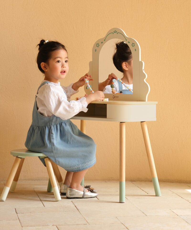 Tualettlaud väikestele tüdrukutele