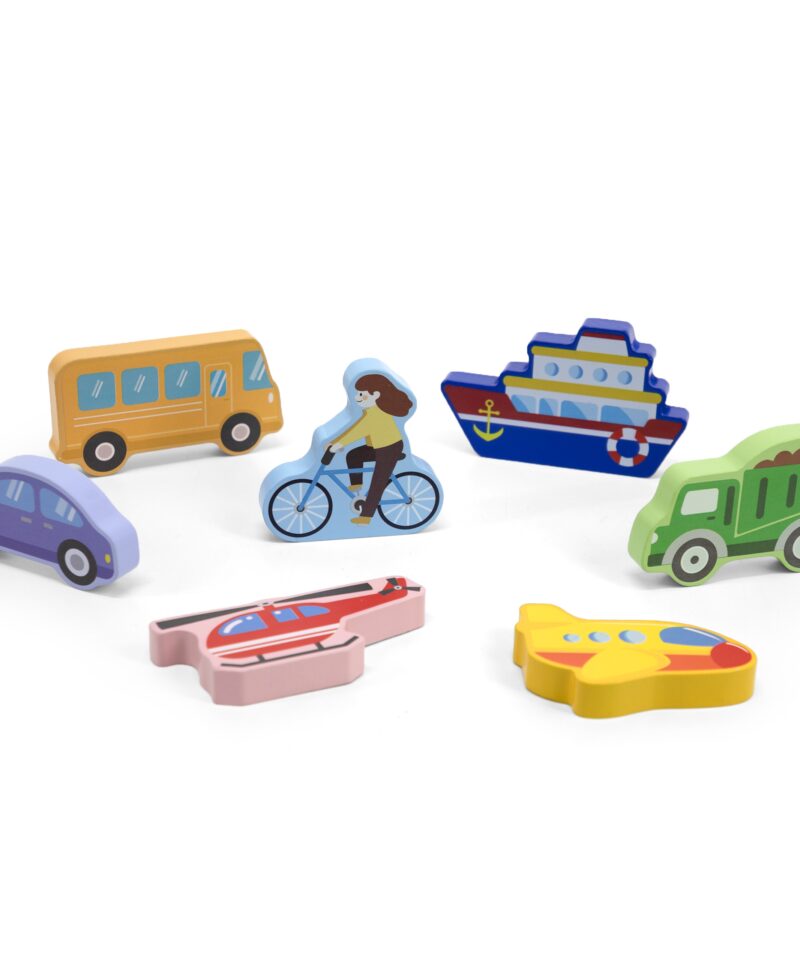 Seitse erinevat sõidukit pusles