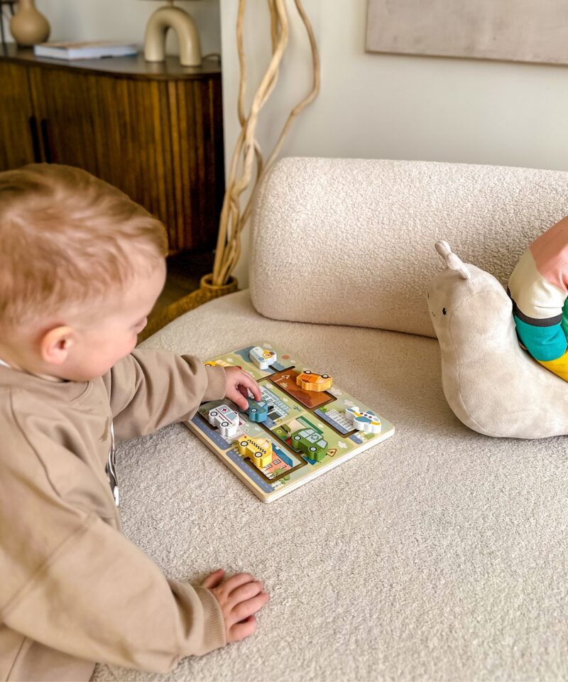 Lastele mõeldud sõidukite labürint