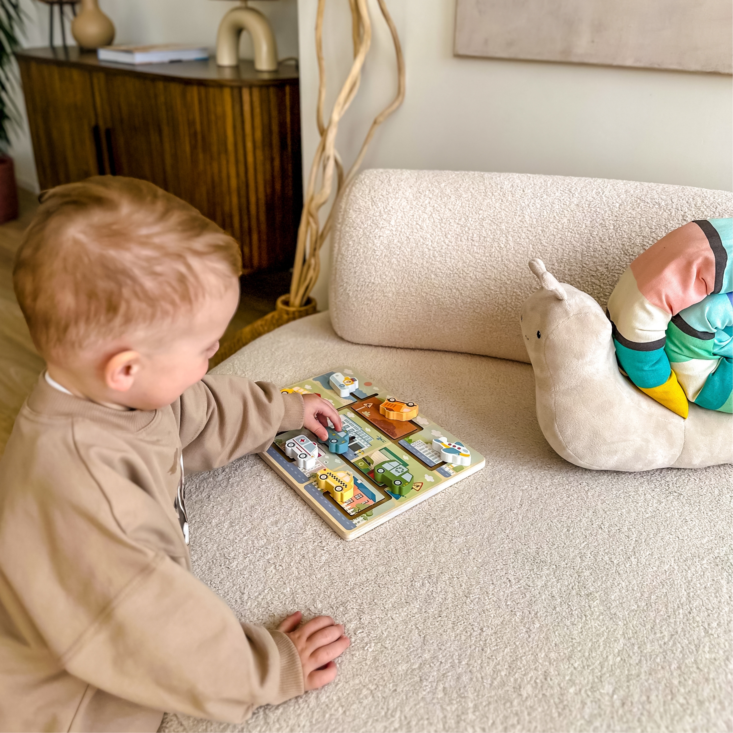 Lastele mõeldud sõidukite labürint