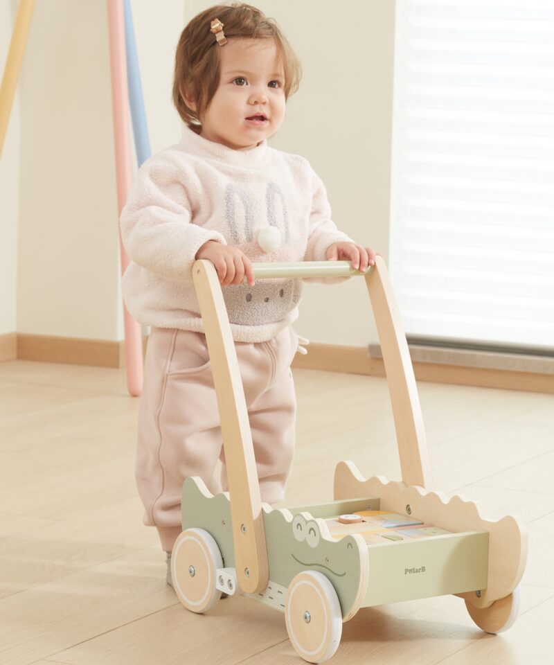 Stabiilne puidust käimistugi