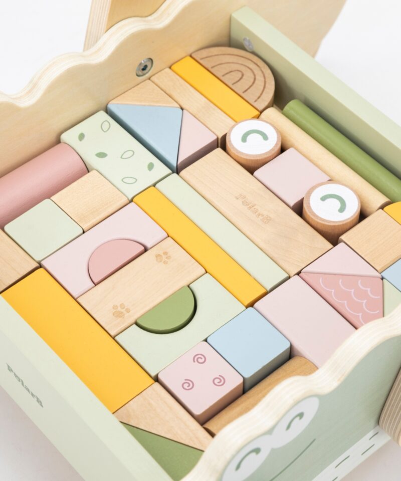 Arendav mänguasi väikestele lastele