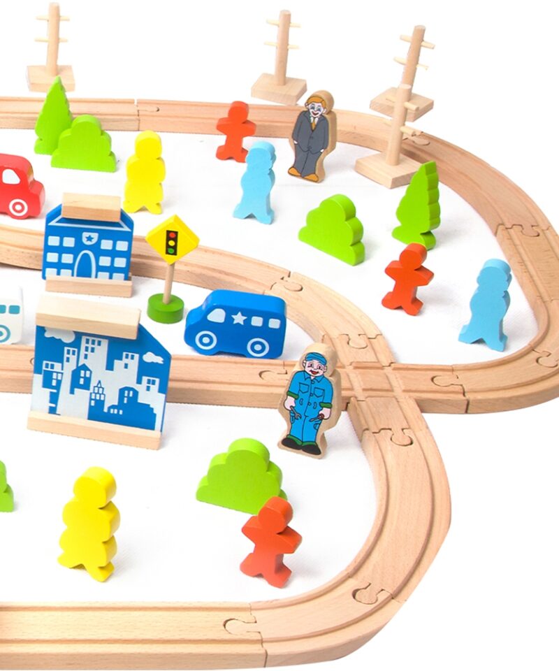 Ökoloogiline puidust mänguasi