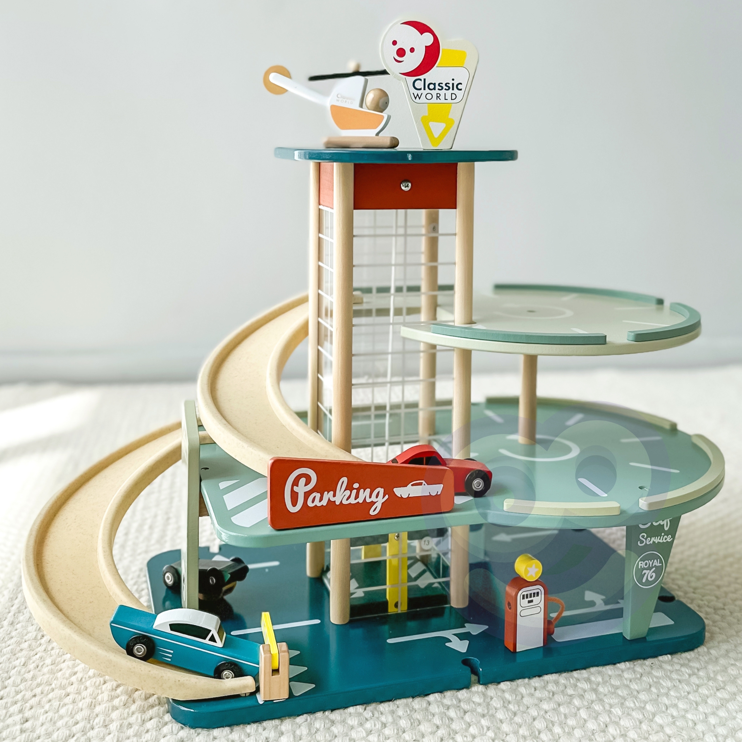 Autopesula ja kütusetankur mängukomplektis