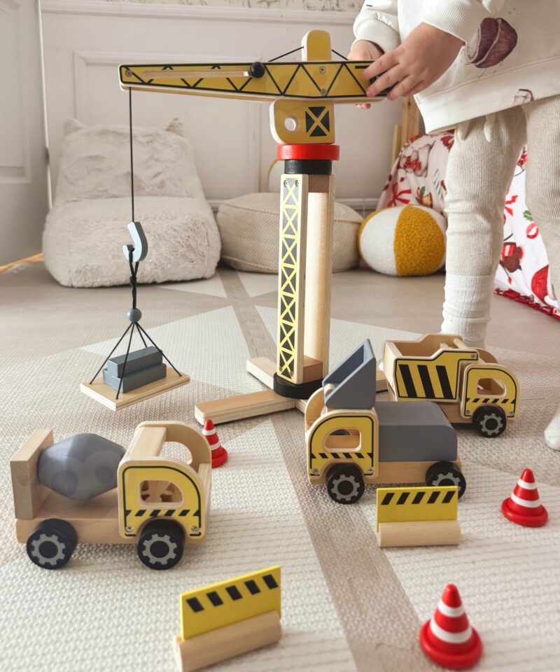 Laste ehitusmängukomplekt puidust materjalidega