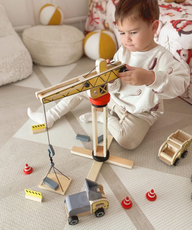 Ehitusmängukomplekt kraana ja ekskavaatoriga