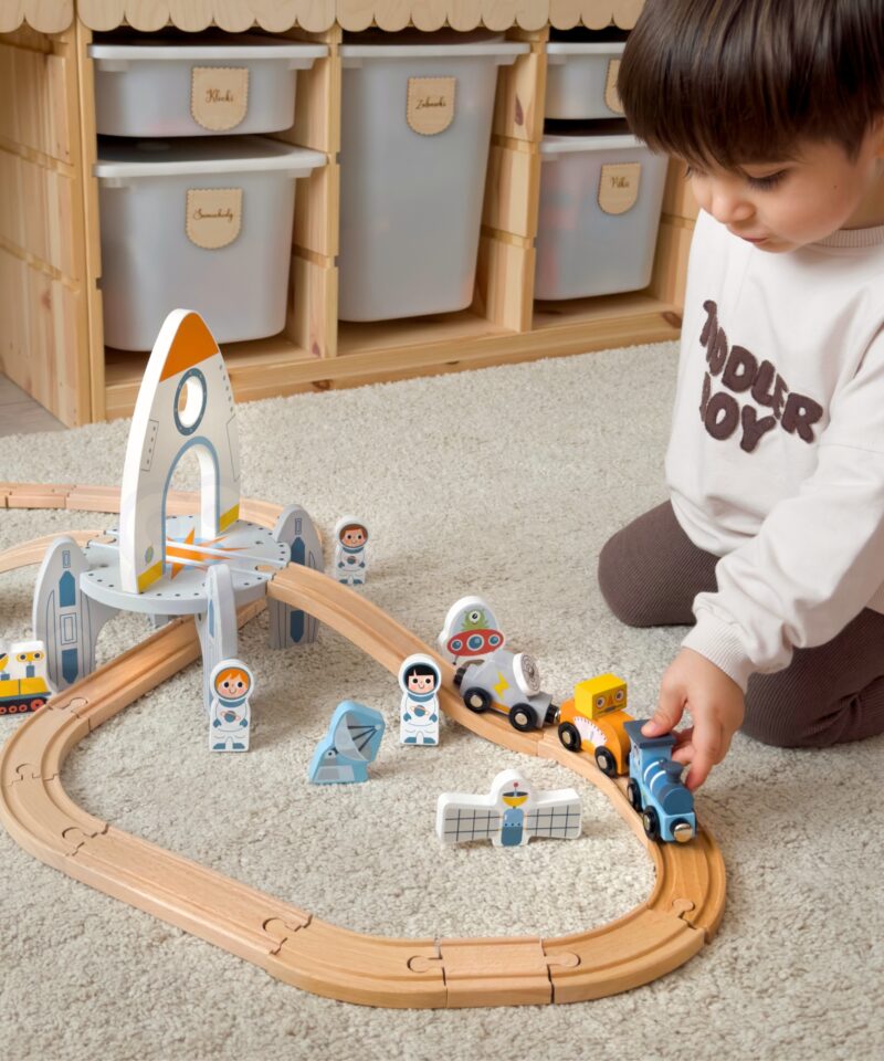 Kvaliteetne puidust mängukomplekt