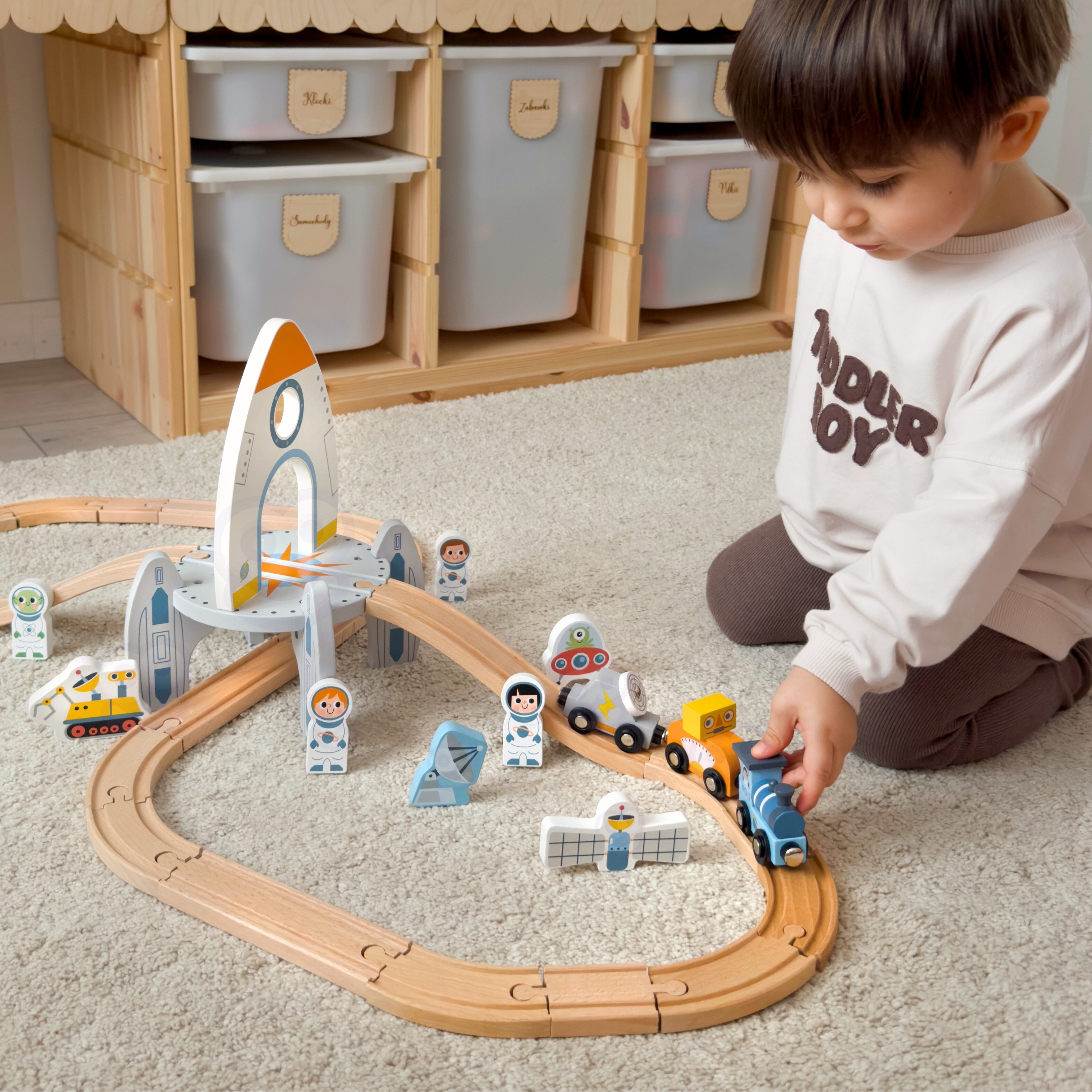 Kvaliteetne puidust mängukomplekt