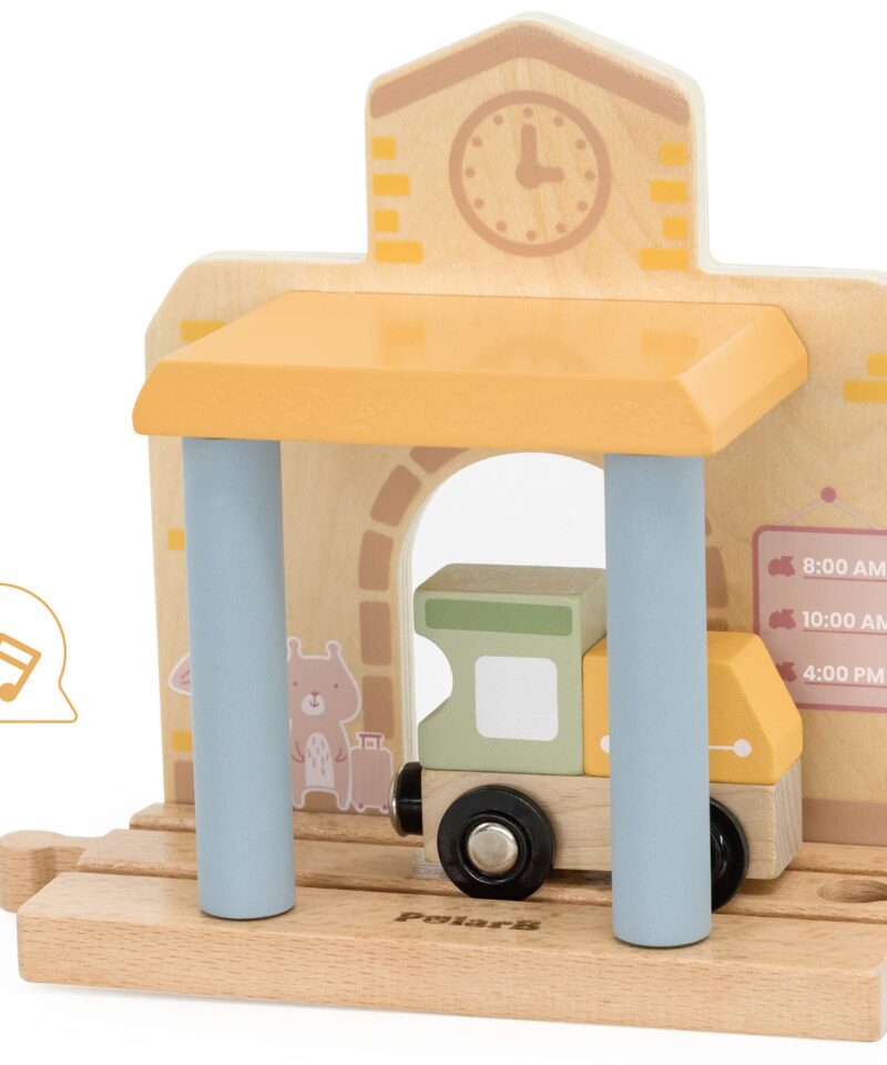 Puidust mängukomplekt loomade ja tarvikutega