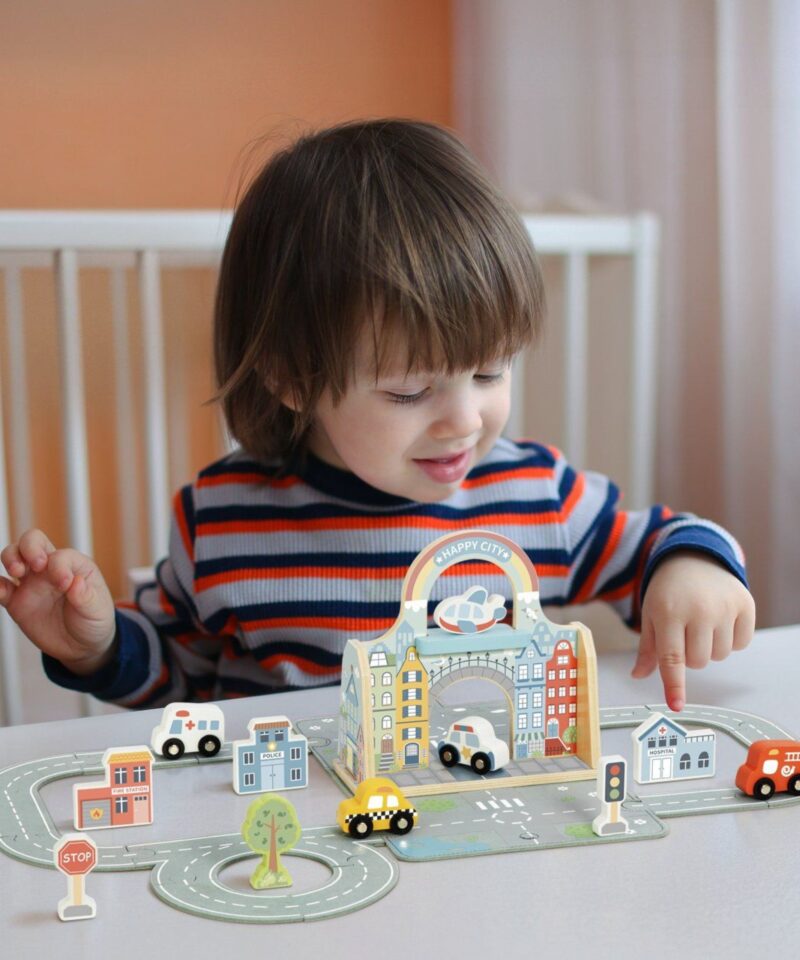 Laste loovust arendav linnakomplekt