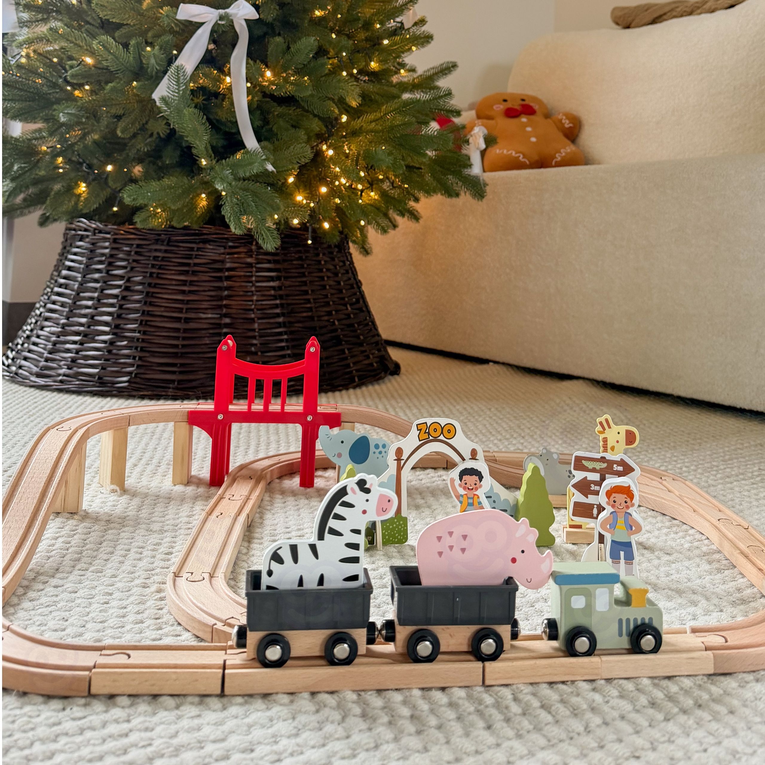 Puidust rajad mängurongile