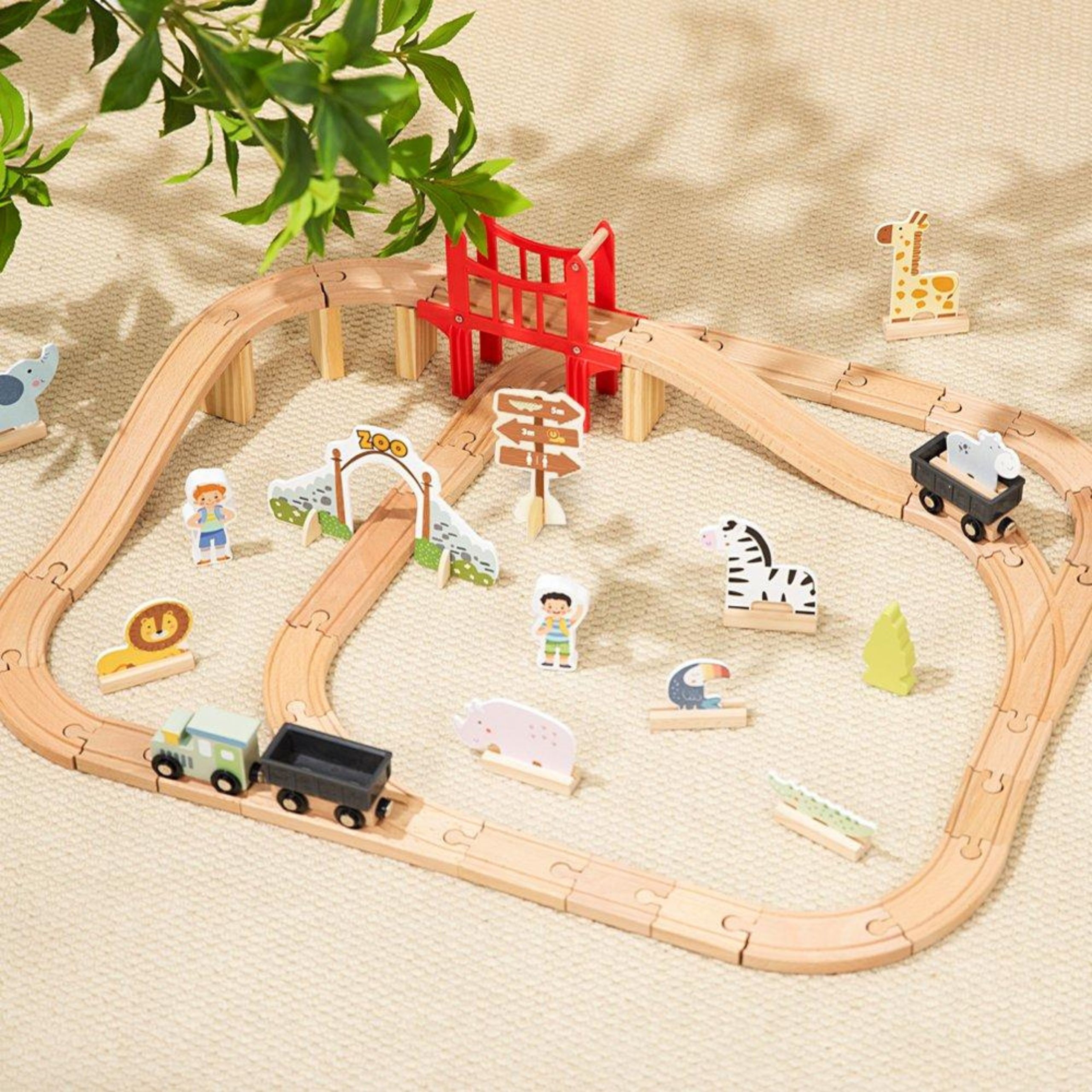 Puidust rajad mängurongile