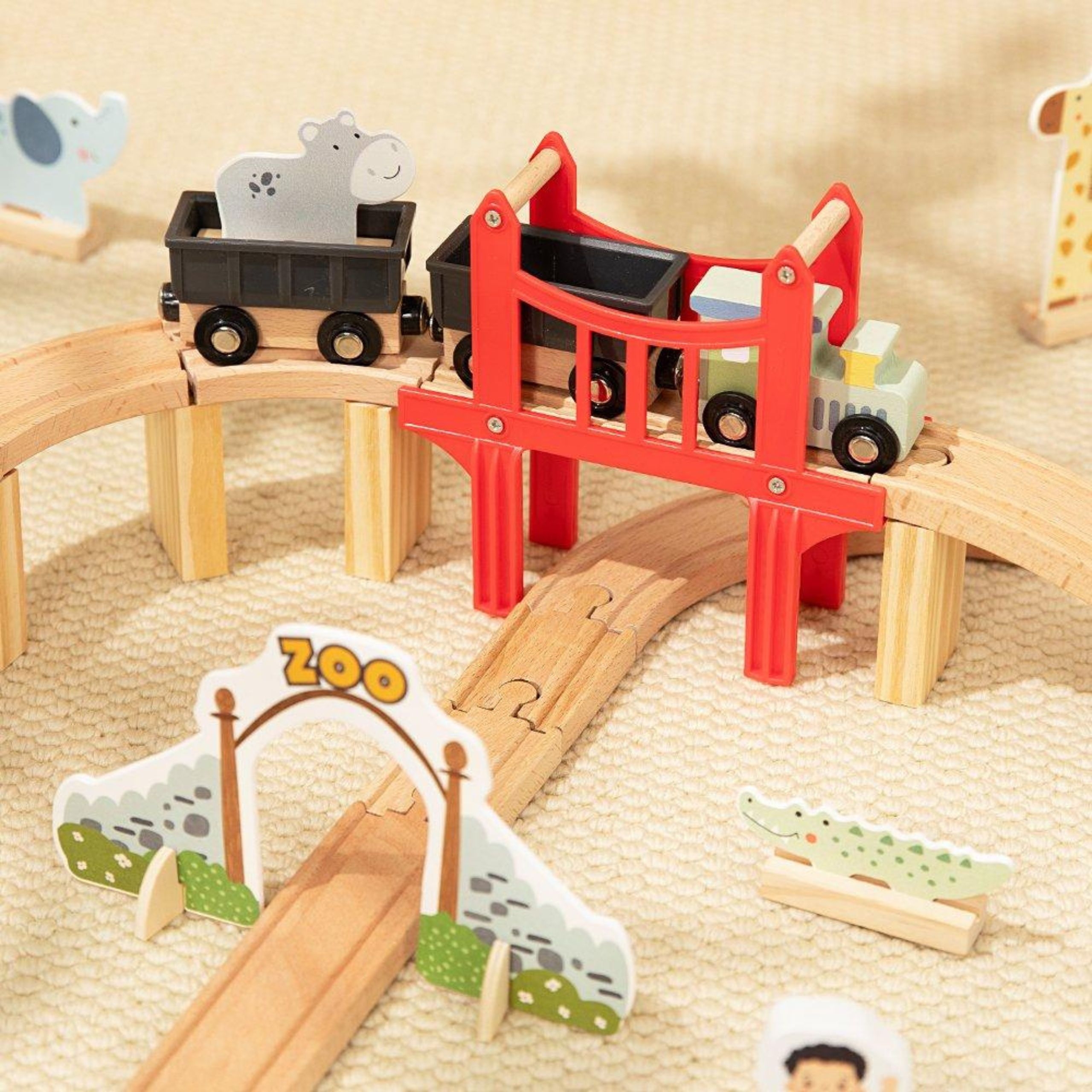 Puidust rajad mängurongile