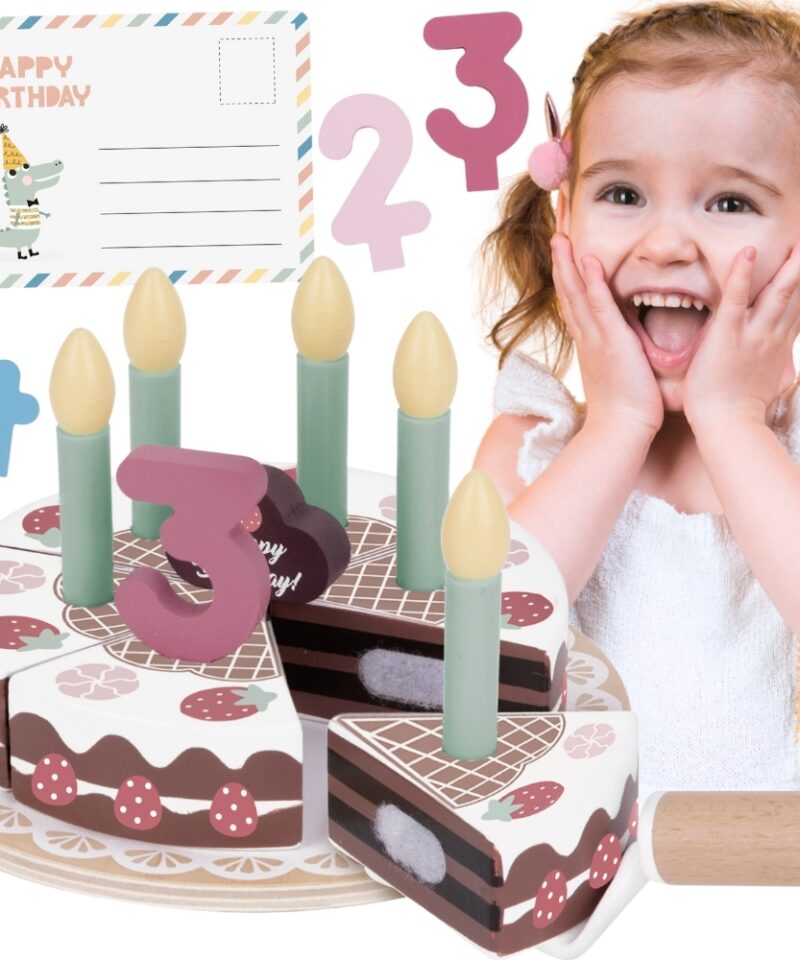 Puidust sünnipäevatort lastele mänguköögis