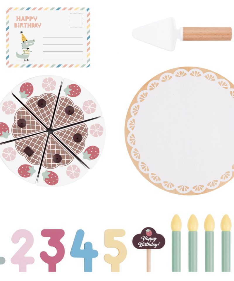 Puidust sünnipäevatort koos tordilusikaga