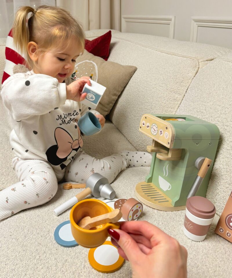 Looduslikest materjalidest kohvimasin