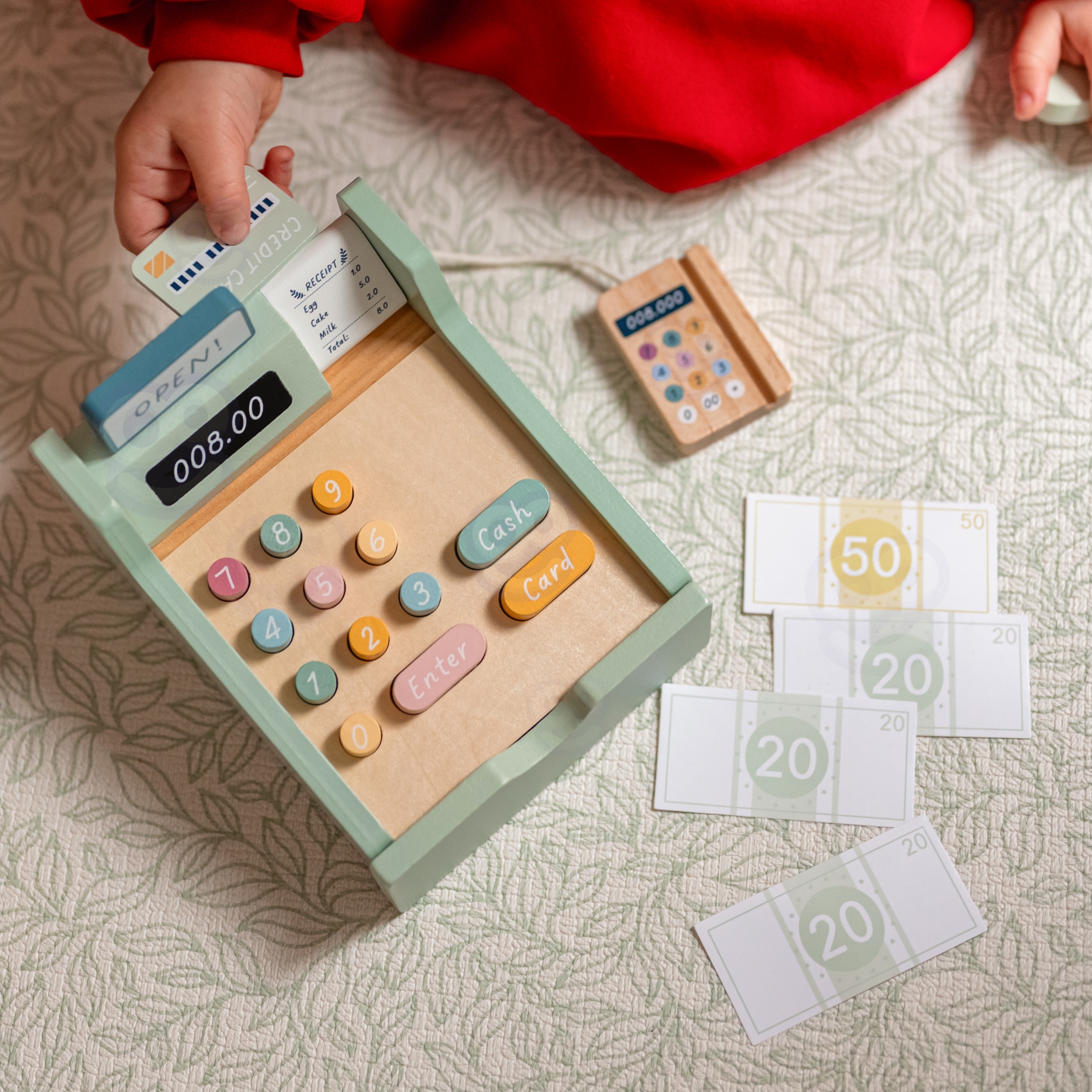 Kvaliteetne puidust mänguasja komplekt