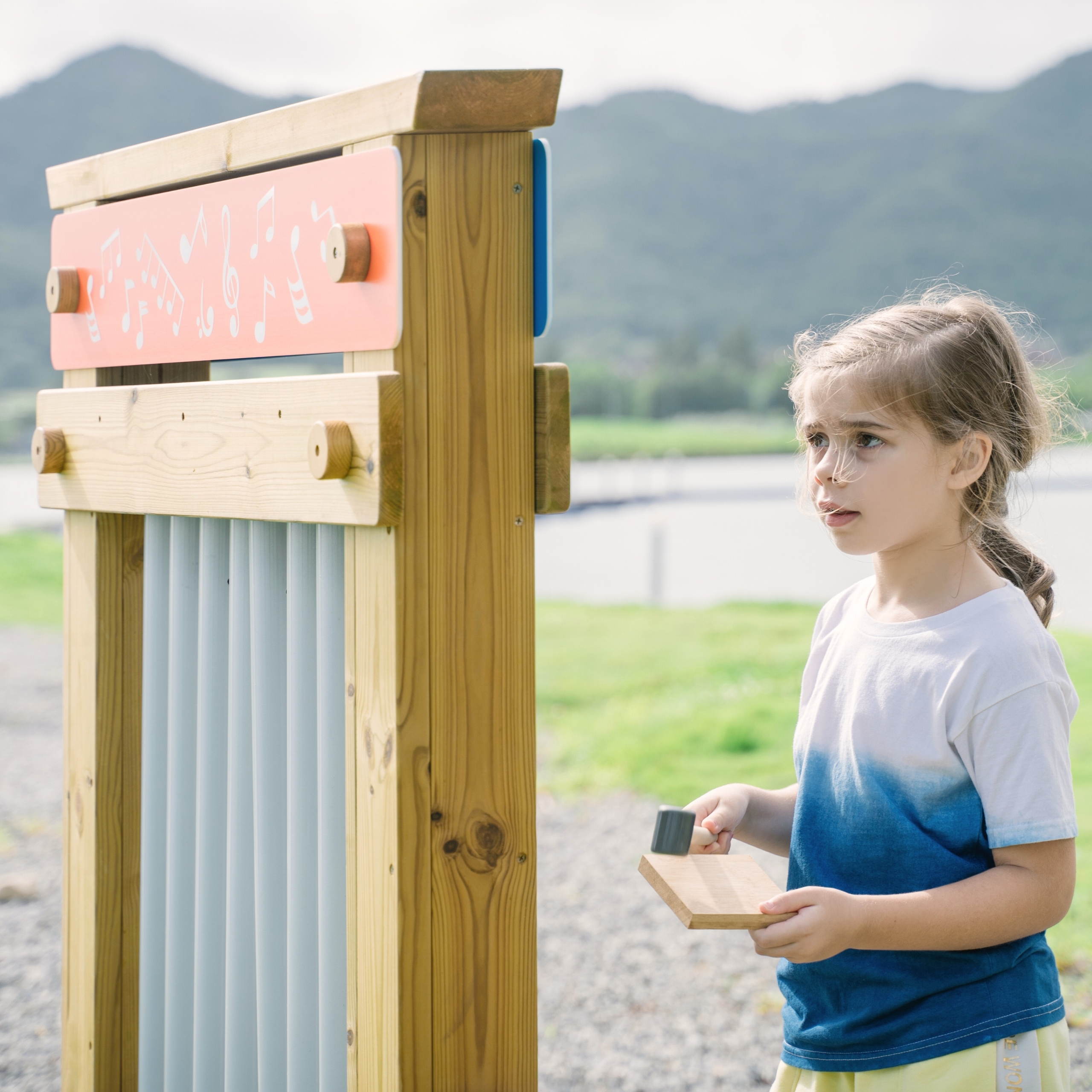 Ohutu ja vastupidav laste instrument