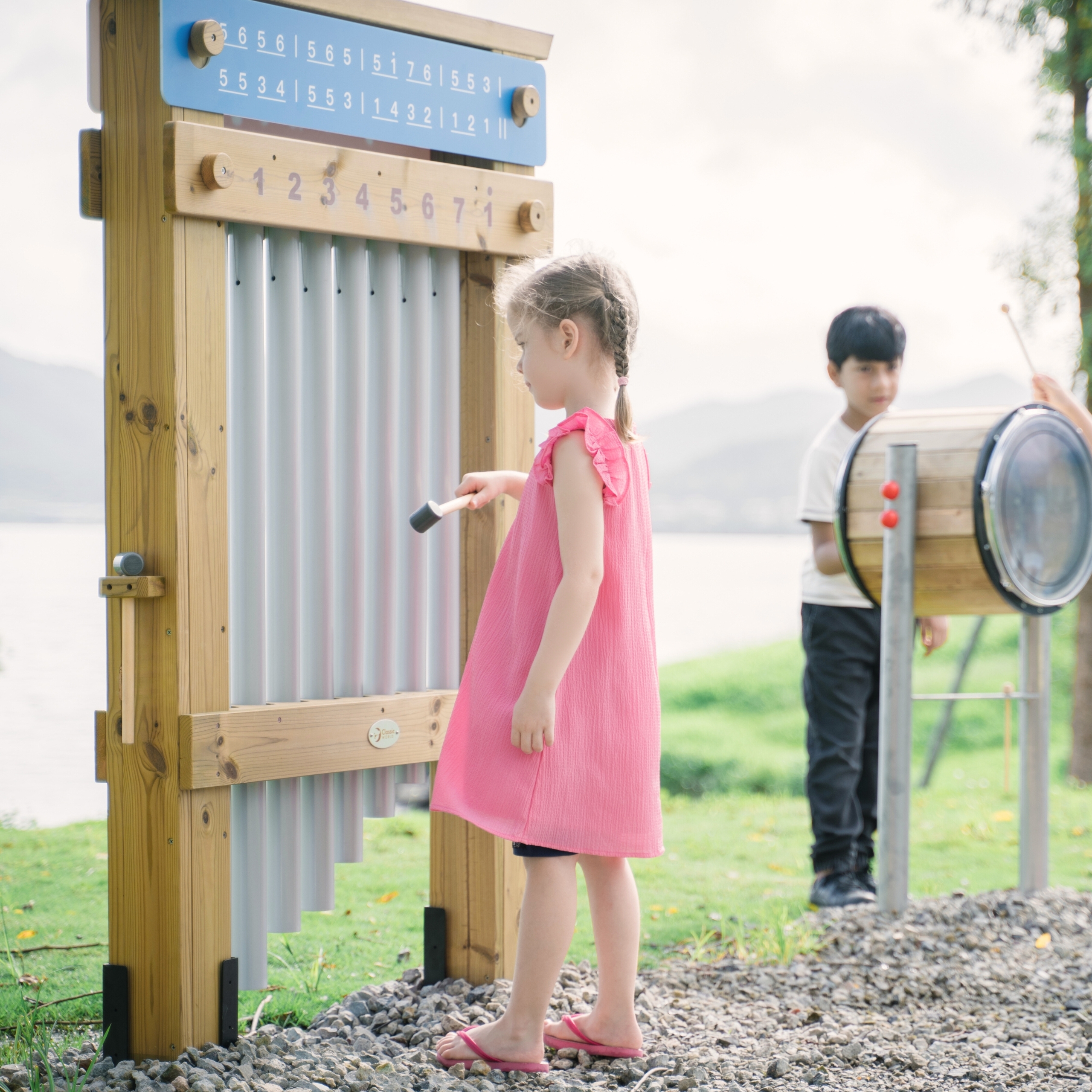 Muusikainstrument mänguväljakule