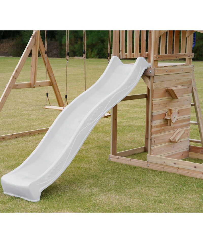 Puidust mänguväljak seiklusteks