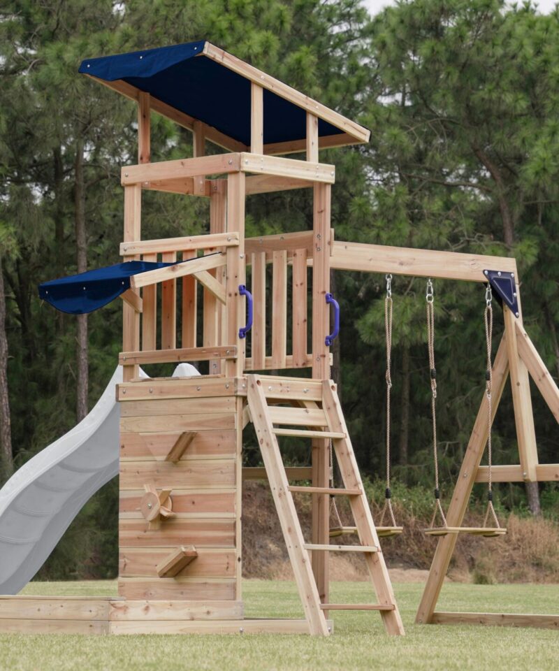 Puidust mänguväljak seiklusteks