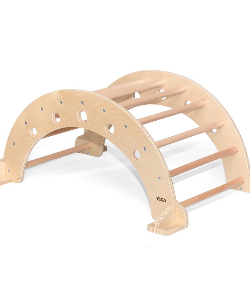 Looduslik puidust kiikhobu lastele