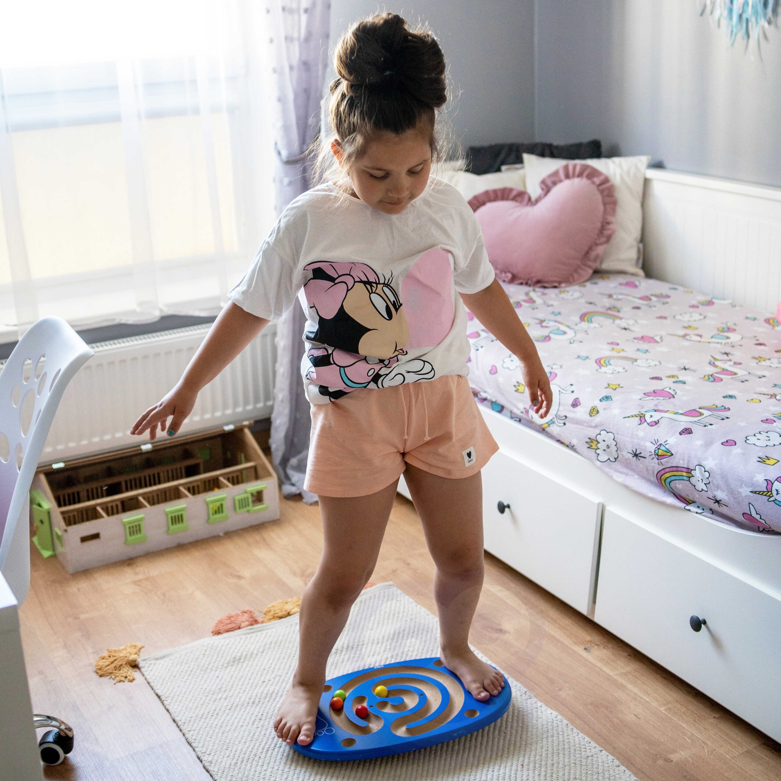 Lastele mõeldud tasakaalulaud treenib tasakaalu