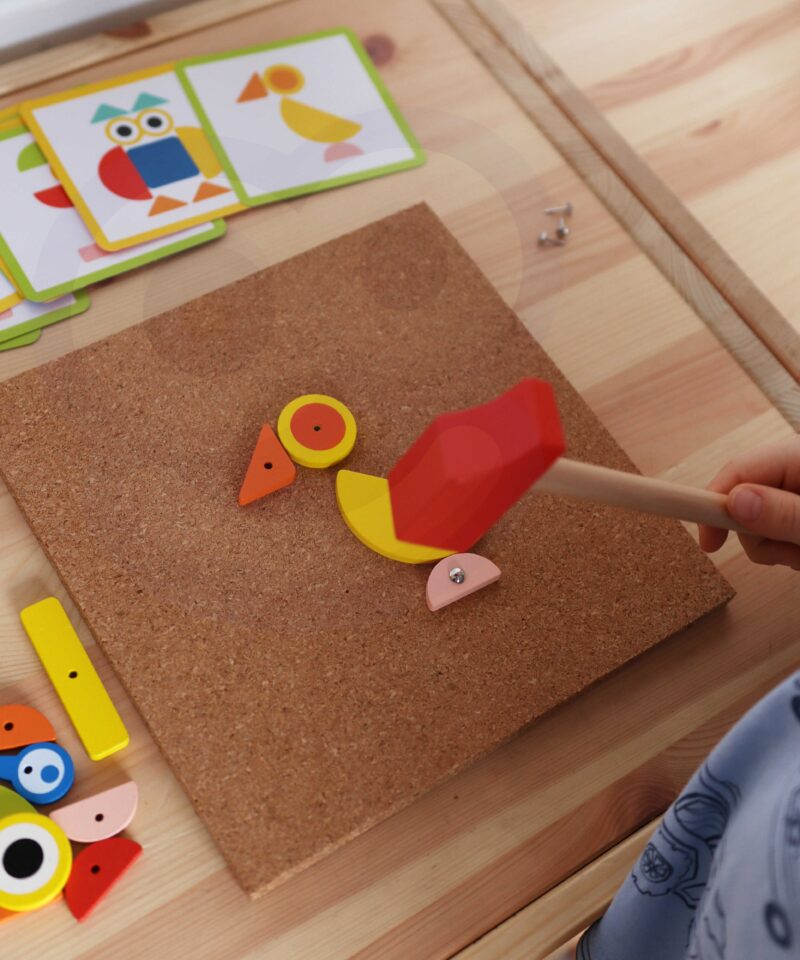 Naelutamismäng arendab peenmotoorikat ja loogikat