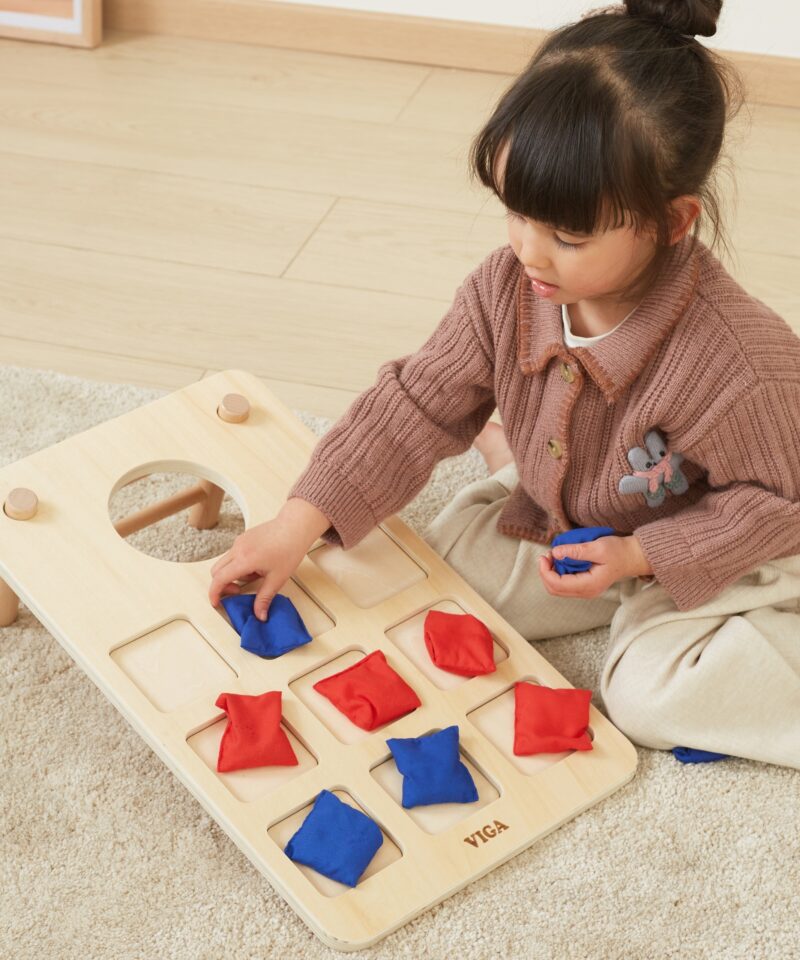 Klassikaline kottide viskamise mäng koos trips-traps-trulliga