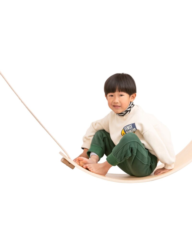 Mitmekülgne puidust mänguasi lastele