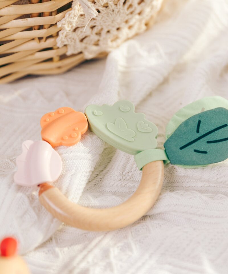 Turvaline beebimänguasi hammaste tulekuks