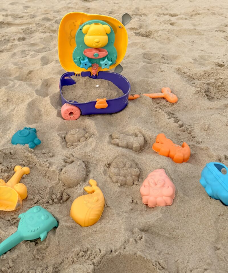 Laste mängukomplekt koos kohvriga