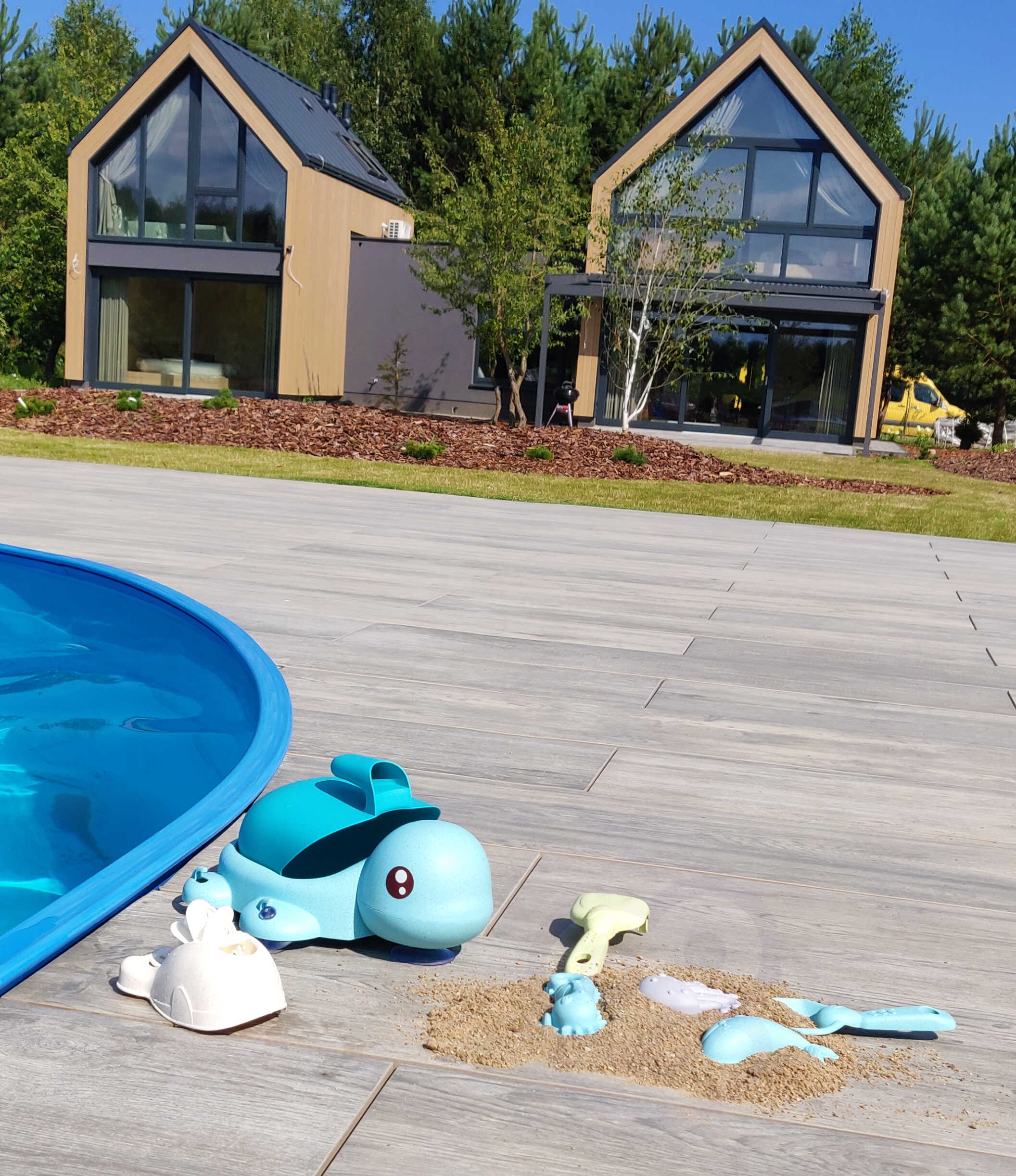 Biolagunev ja orgaaniline mängukomplekt