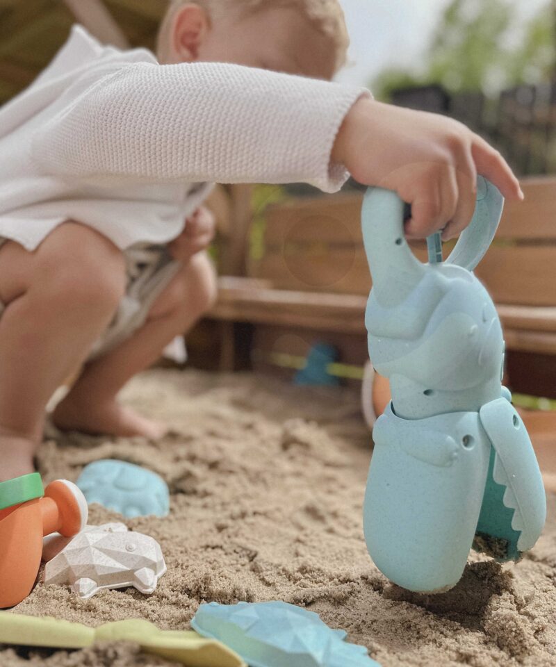 Kerge ja mugav mängulabidas lastele