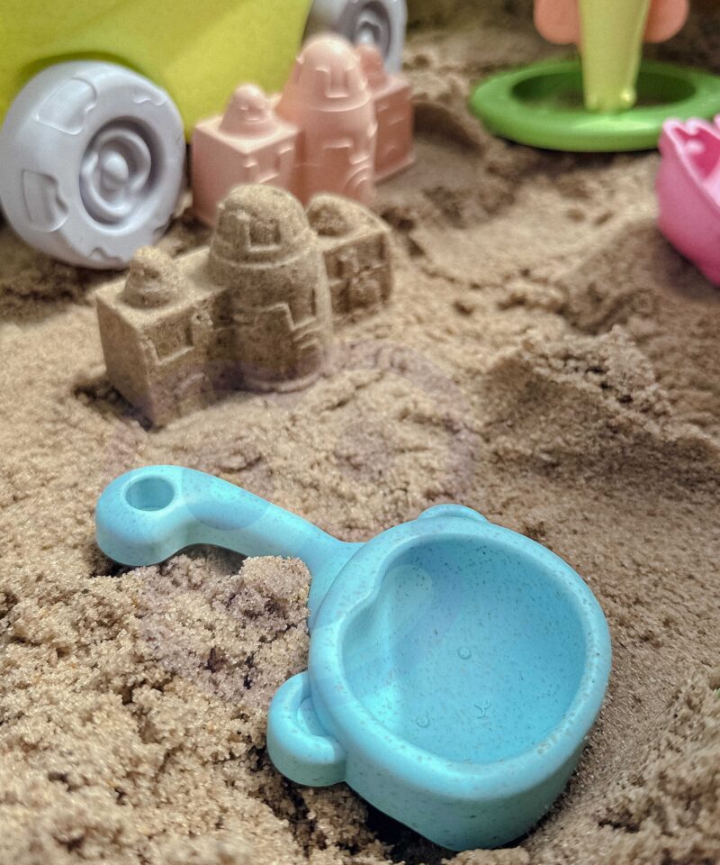 Liivakomplekt arendab loovust