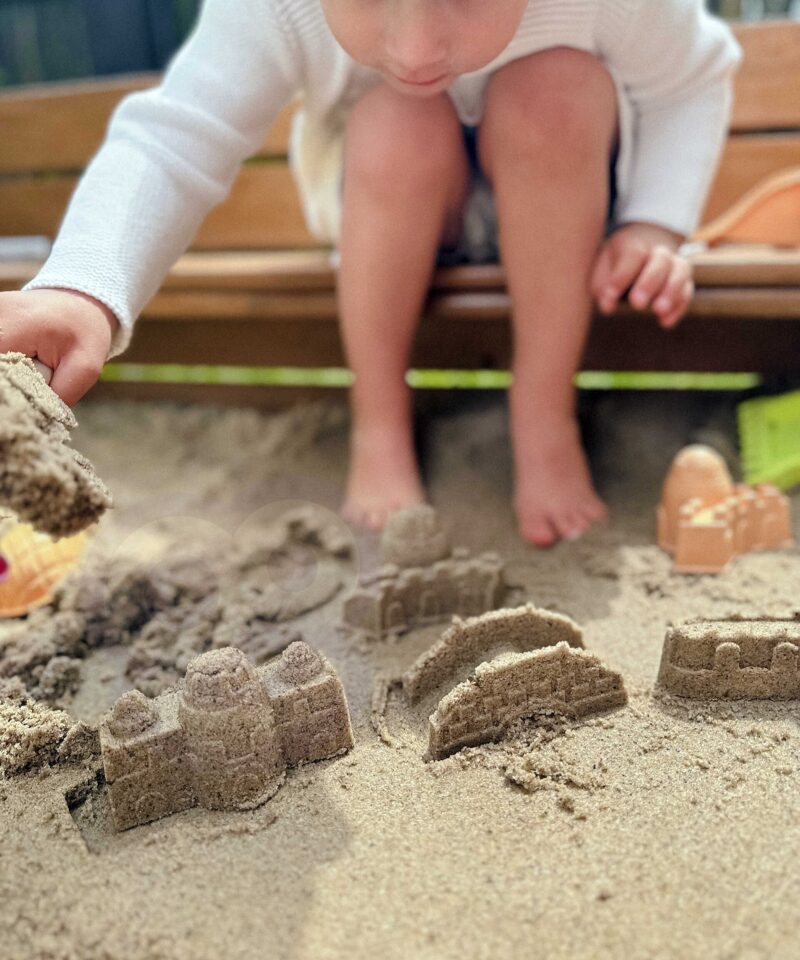 Liivakomplekt arendab loovust