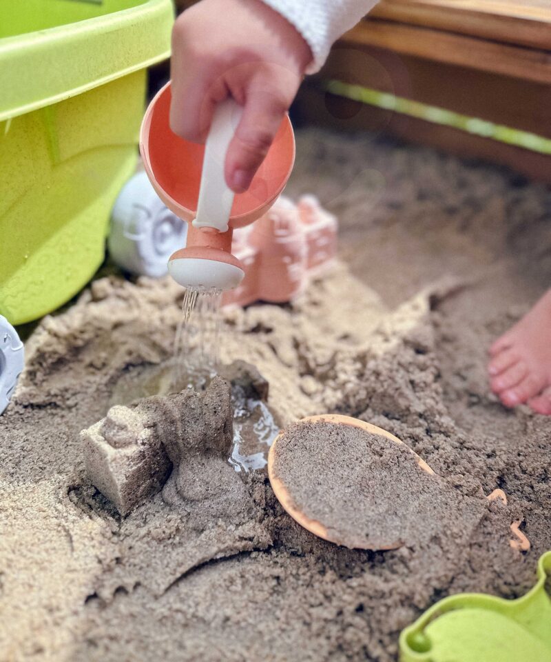 Liivakomplekt arendab loovust