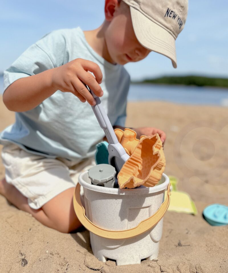 Lastele mõeldud biolagunev mängukomplekt