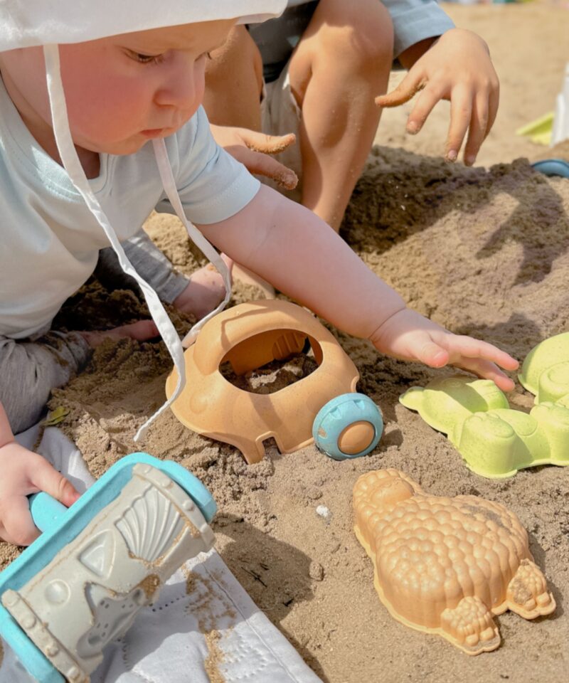 Keskkonnasõbralik liivakomplekt aeda
