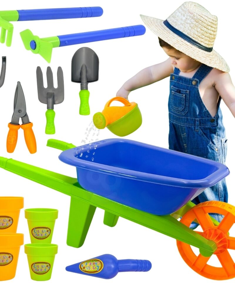 Laste aiatööriistade komplekt aias
