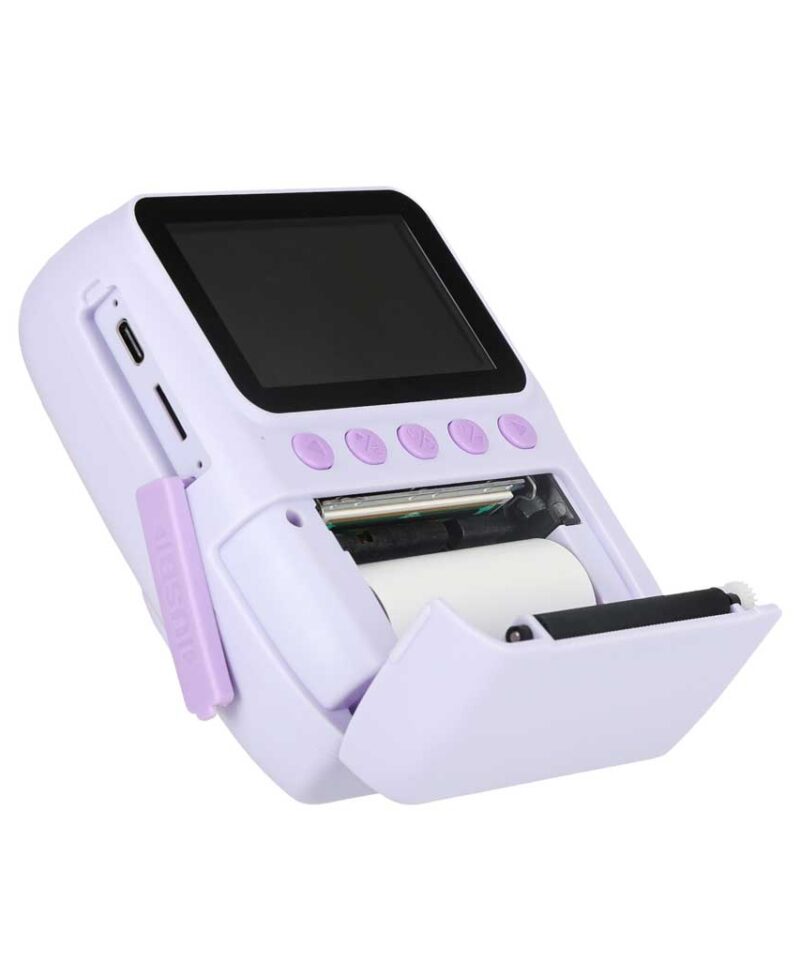 Komplektis tarvikud ja mälukaart