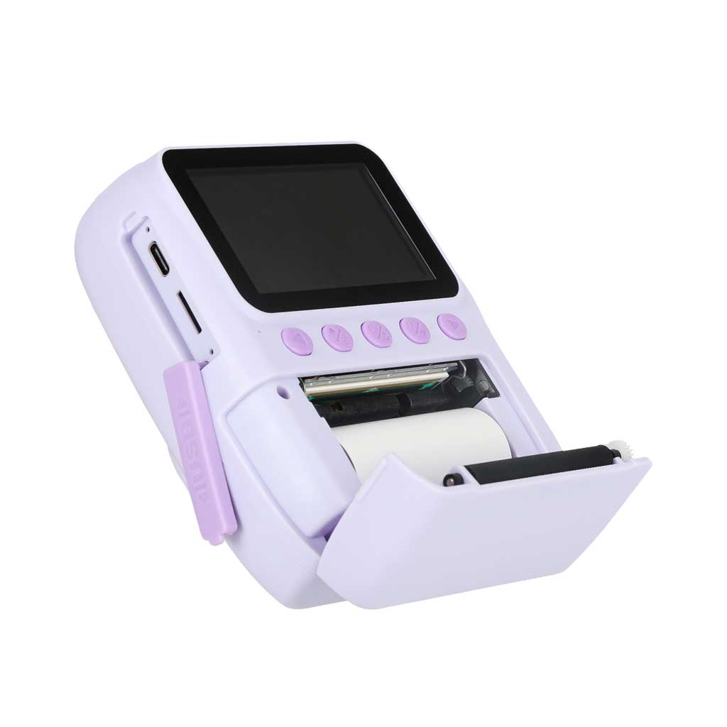 Komplektis tarvikud ja mälukaart