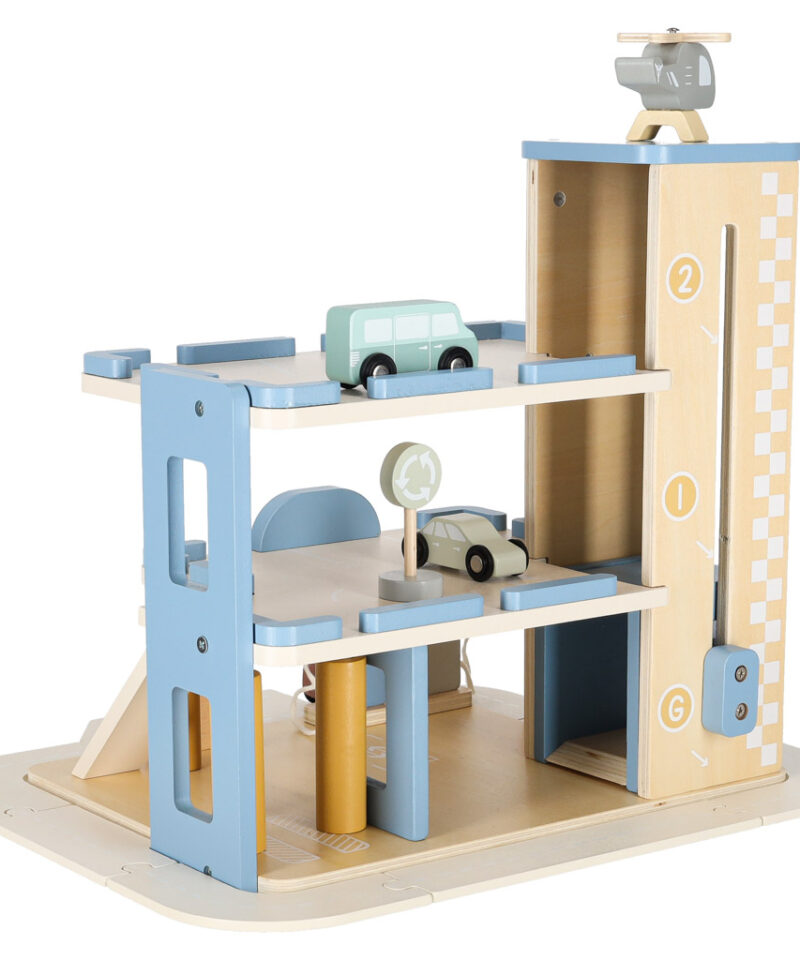 Parkla komplekt autode ja helikopteriga