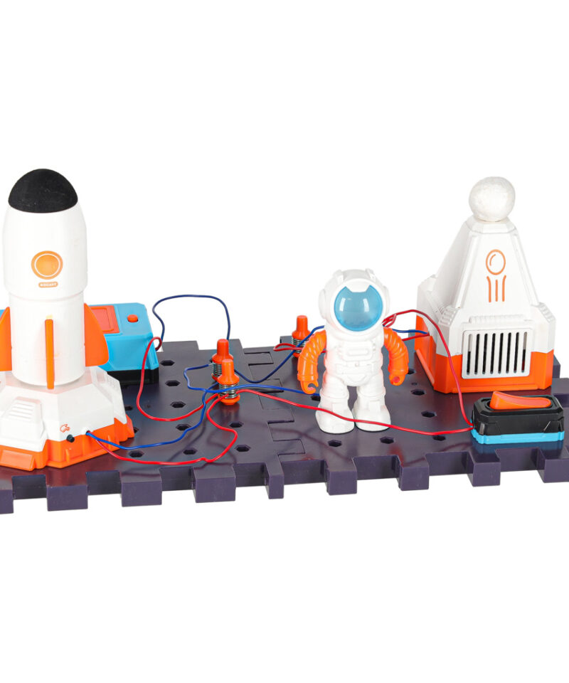 Lapsed avastavad kosmosemaailma